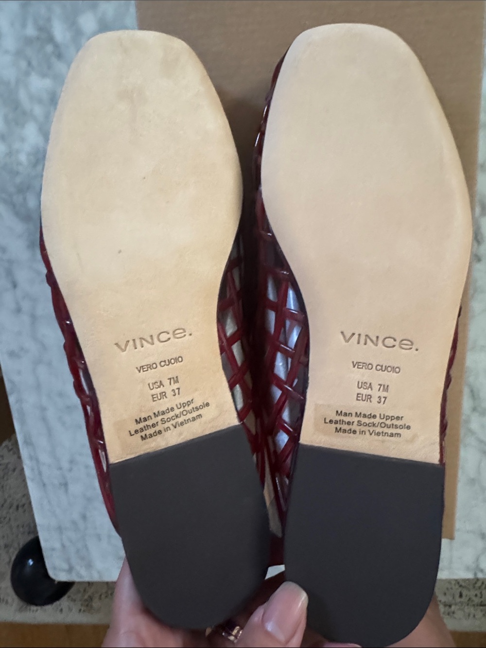 NIB New Vince Barcelona poppy red jelly Slip-On cage Mules size 7 - Picture 2 of 4